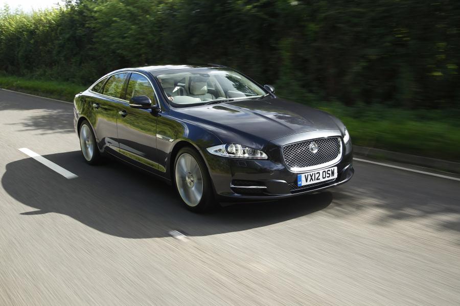  Jaguar XJ 2012 года  (UK) (фото 112 из 121)